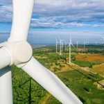 Jakie czynniki wpływają na koszty zużycia energii w firmach?